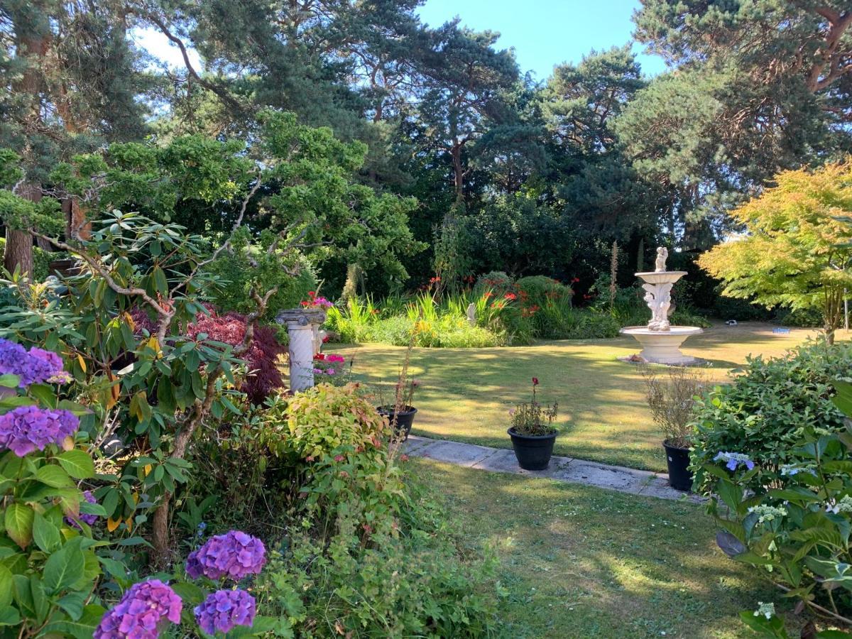 Corfe Mullen Heatherdene House المظهر الخارجي الصورة