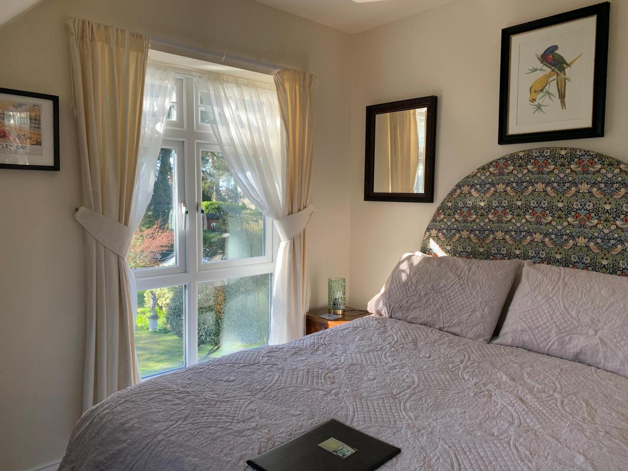 Corfe Mullen Heatherdene House المظهر الخارجي الصورة