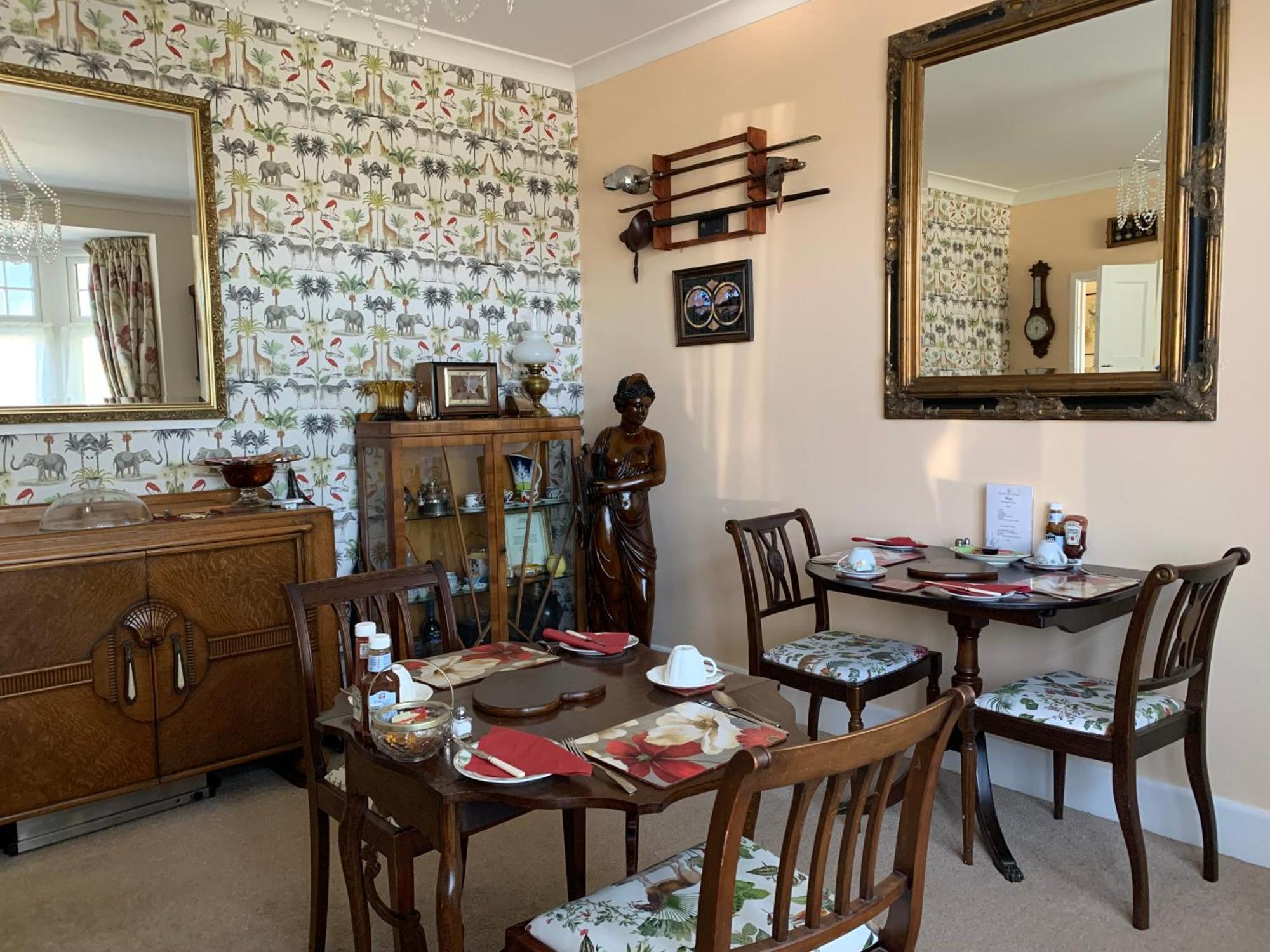 Corfe Mullen Heatherdene House المظهر الخارجي الصورة