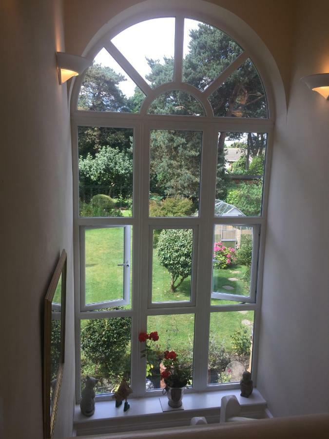 Corfe Mullen Heatherdene House المظهر الخارجي الصورة